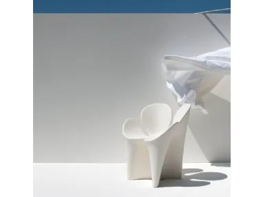 Monobloc armchair in polyethylene Clover by Driade.