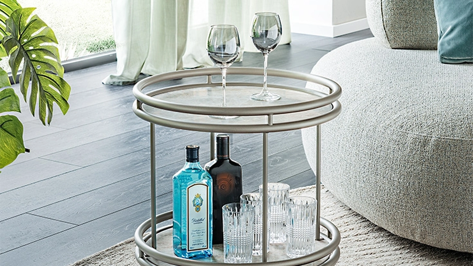Felix rolling side table by Cattelan Italia
