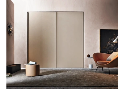 Gliss-Master Wardrobe - A Filo Door lacquered by Molteni & C