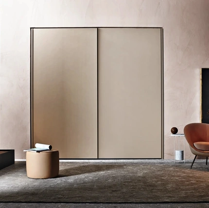 Gliss-Master Wardrobe - A Filo Door lacquered by Molteni & C