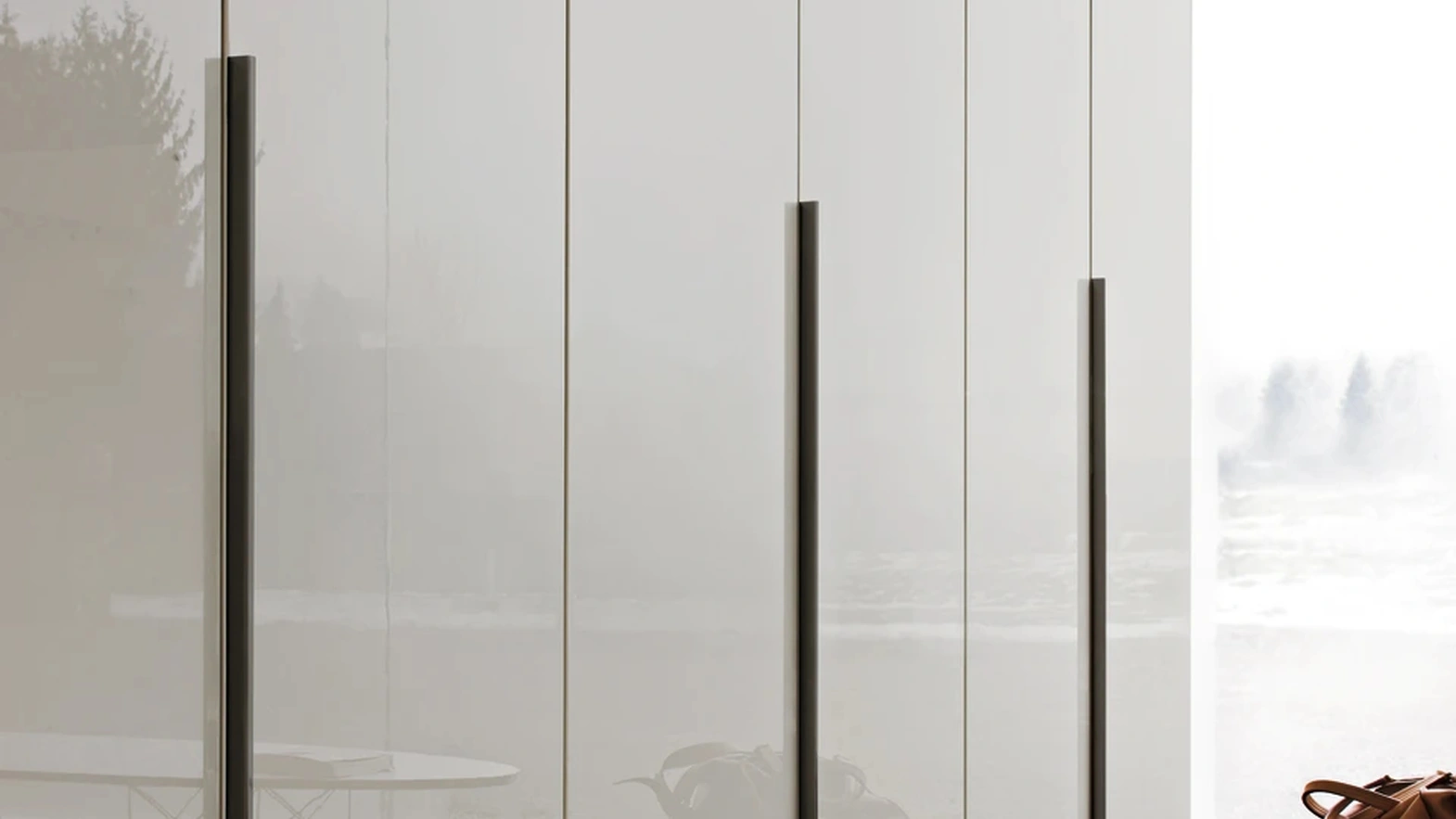 Gliss Master Start Wardrobe - Swing Door by Molteni & C