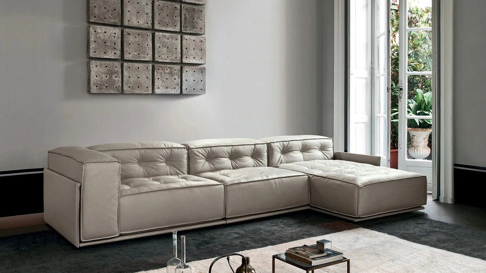 Glamour sofa with chaise lounge by Doimo Salotti