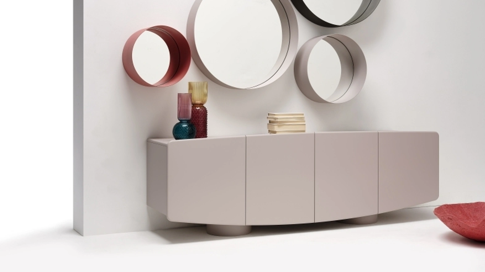 Madia Edge by Minotti Italia