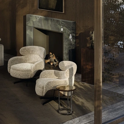 Leonard upholstered armchair by Molteni & C