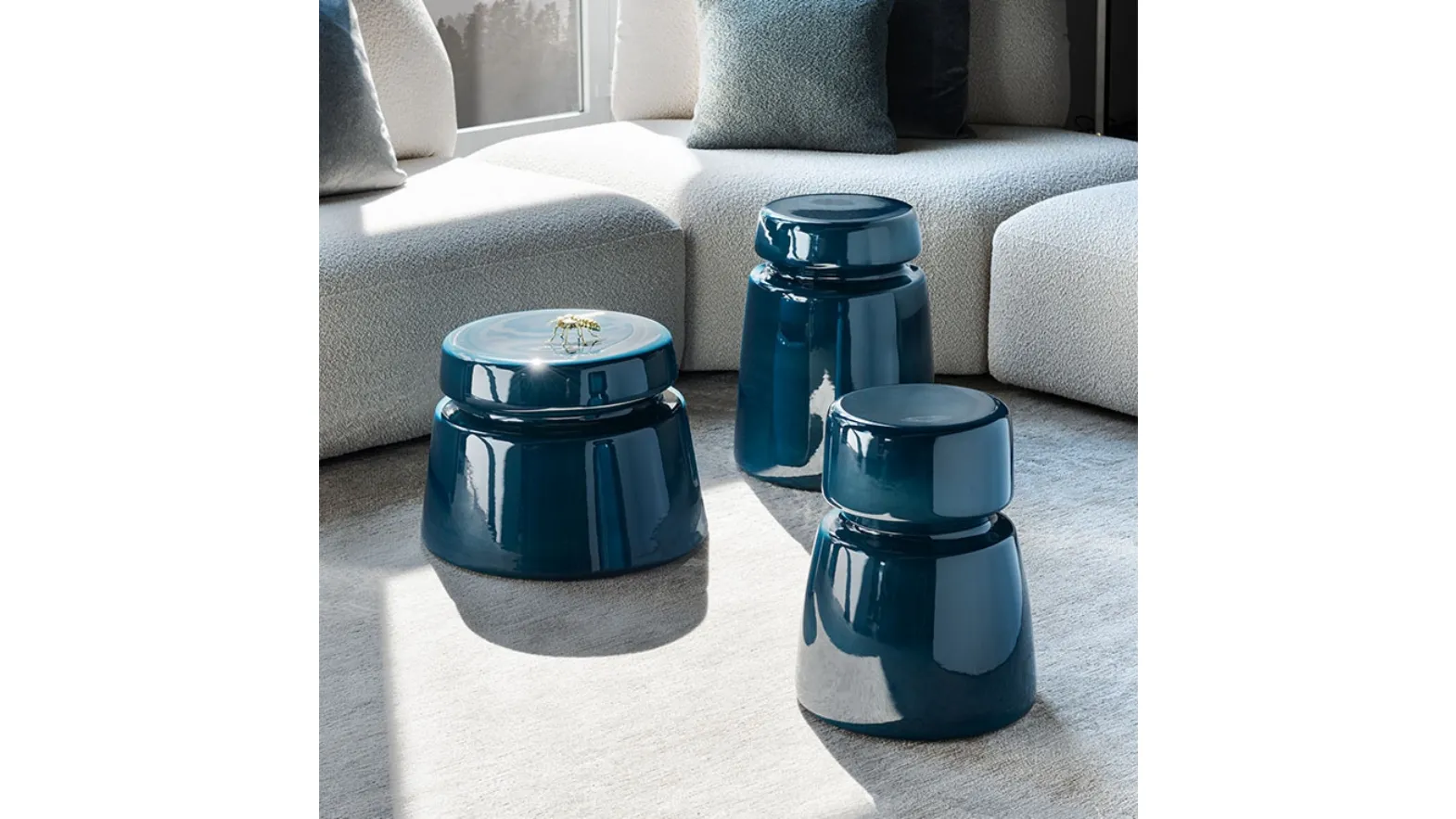 Bishop ceramic coffee table by Cattelan Italia