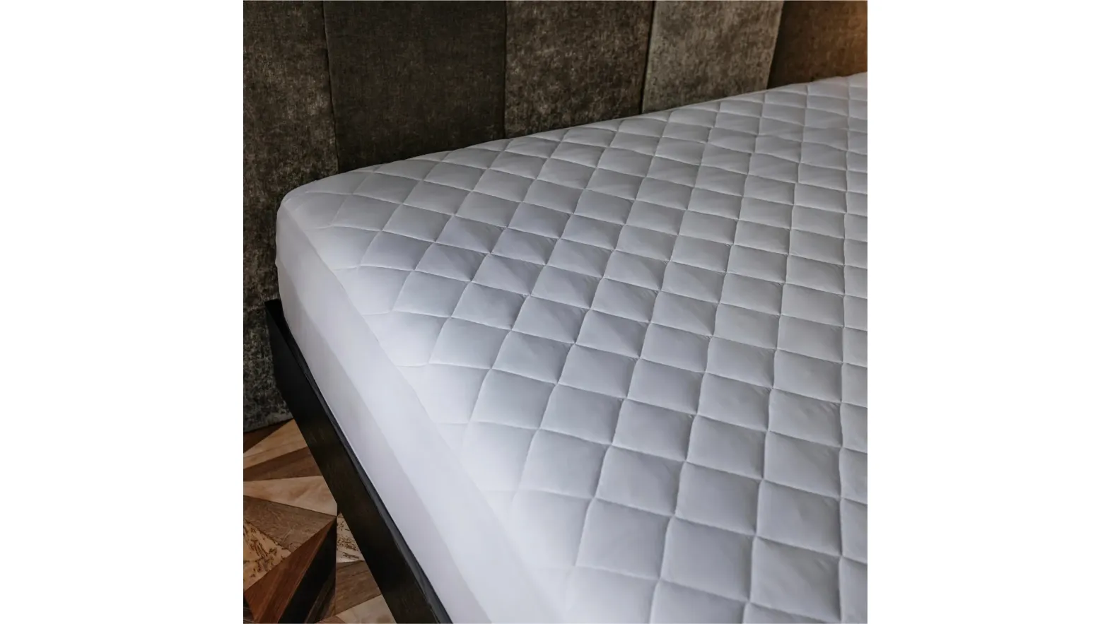 Quilted mattress protector Care Save by Daunenstep