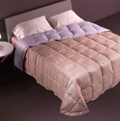13052A quilt by Daunenstep