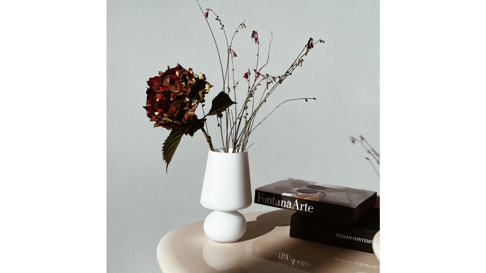 Fontana Vaso Table Lamp by Fontana Arte