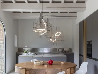 Pendant lamp with metal structure Metrica by Mogg.