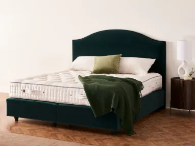 Kingsbridge mattress by Vispring.