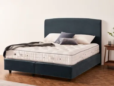 Renaissance mattress by Vispring