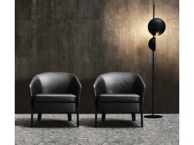 Molteni & C Chelsea leather armchair