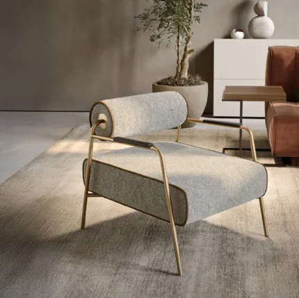 Levante padded fabric armchair by Pianca.