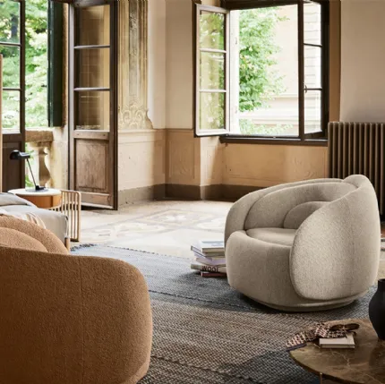 Peony armchair in upholstered fabric by Pianca