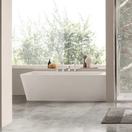 Eden corner bathtub by Arcom.