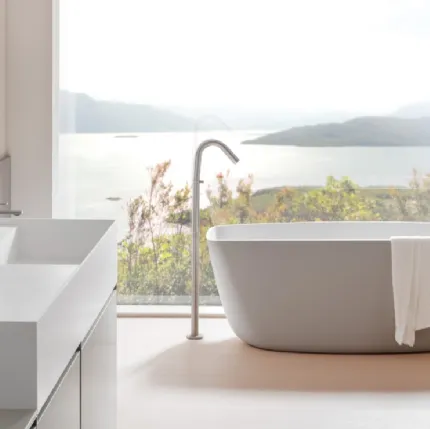 Victoria Freestanding Bathtub by Arcom