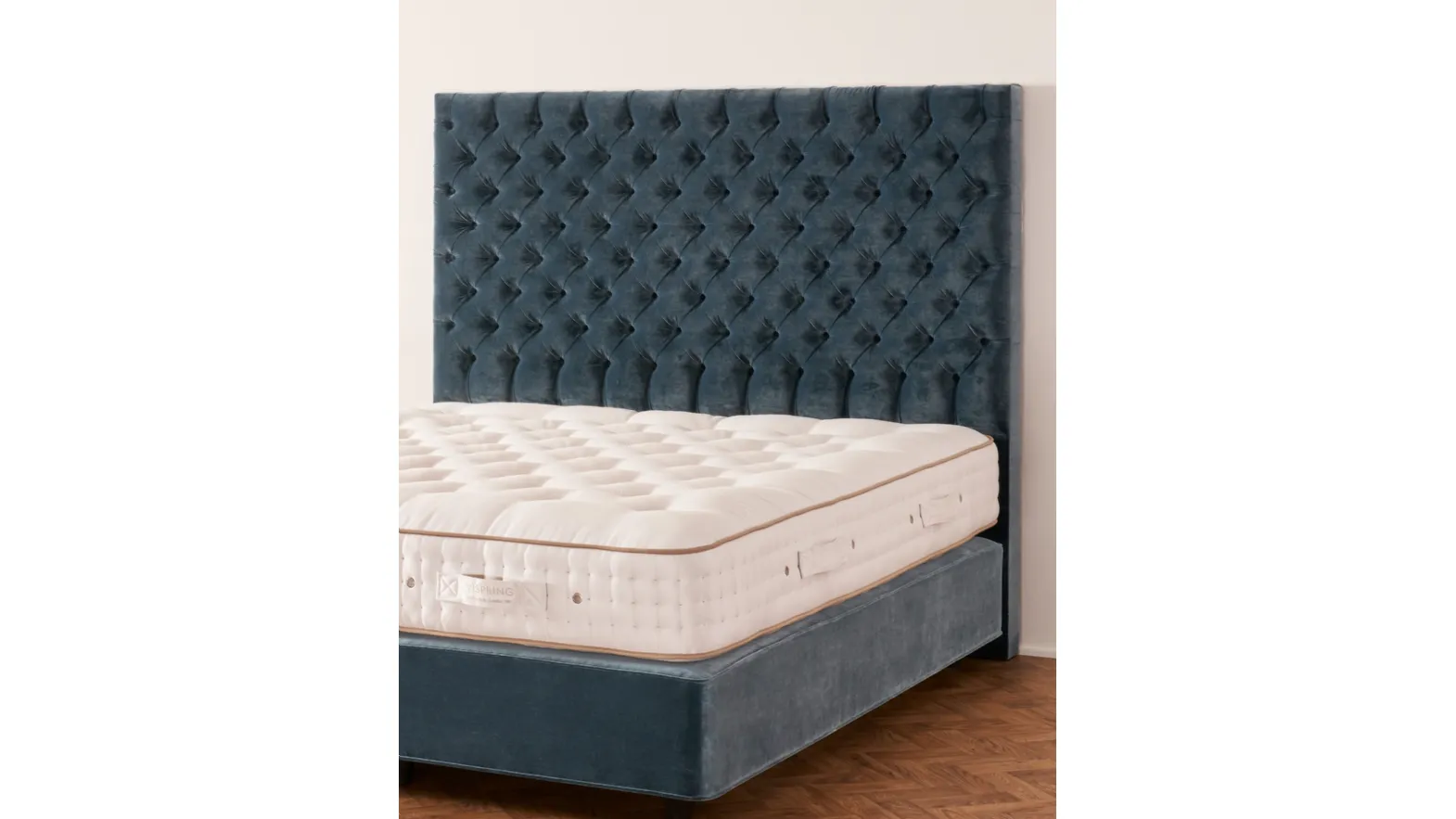 Aldo Bed by Vispring