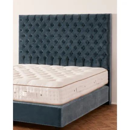 Aldo Bed by Vispring
