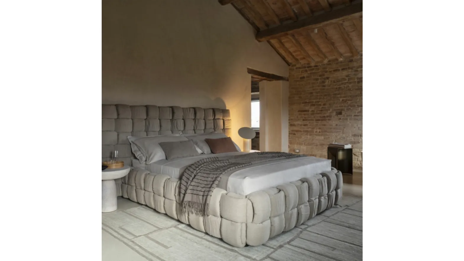 Design bed Flirt by Mogg