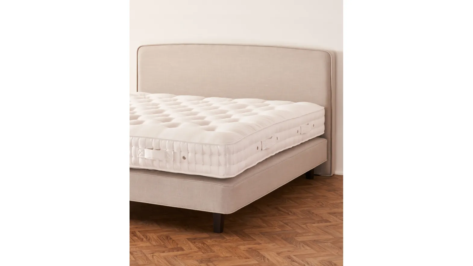 Fabric bed Palladio by Vispring.