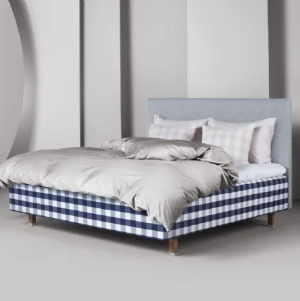 Superia bed in wood and fabric with a modern and double style by Hänstens