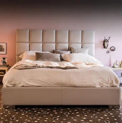 William container bed with quilted headboard by Cattelan Italia