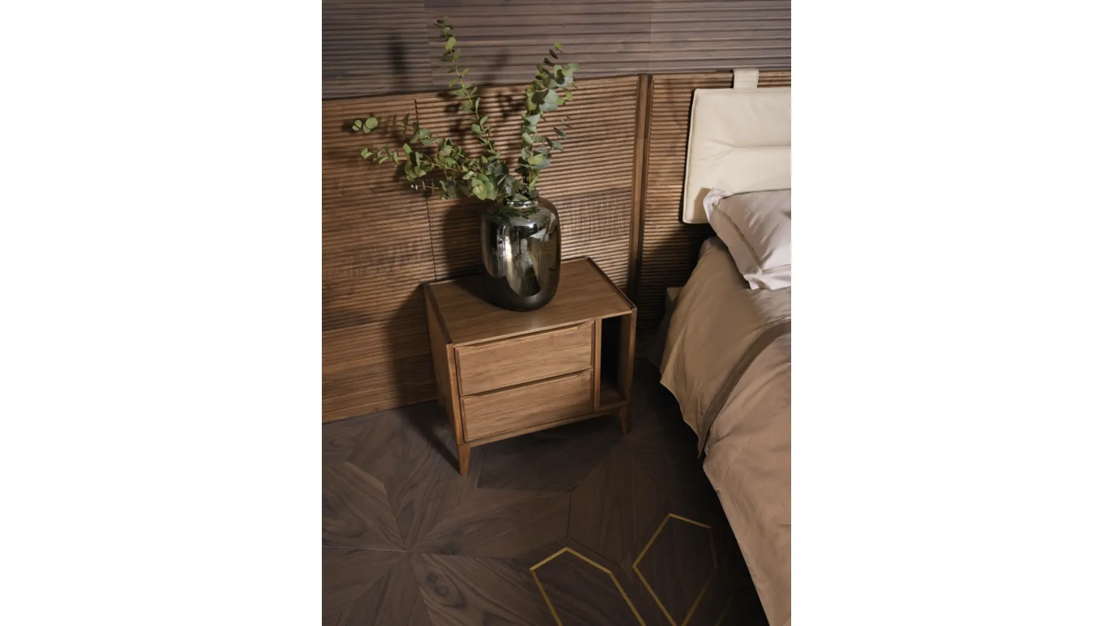 Bedside table Leonardo L185L in walnut by Arte Brotto