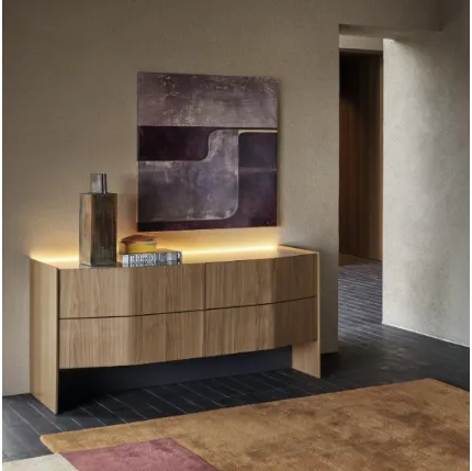 Virgola dresser by Sangiacomo.