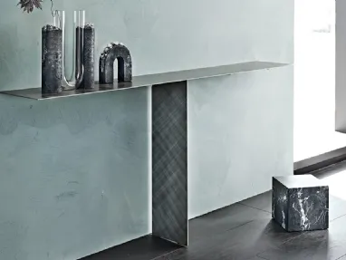 Design console in steel Tee by Cattelan Italia