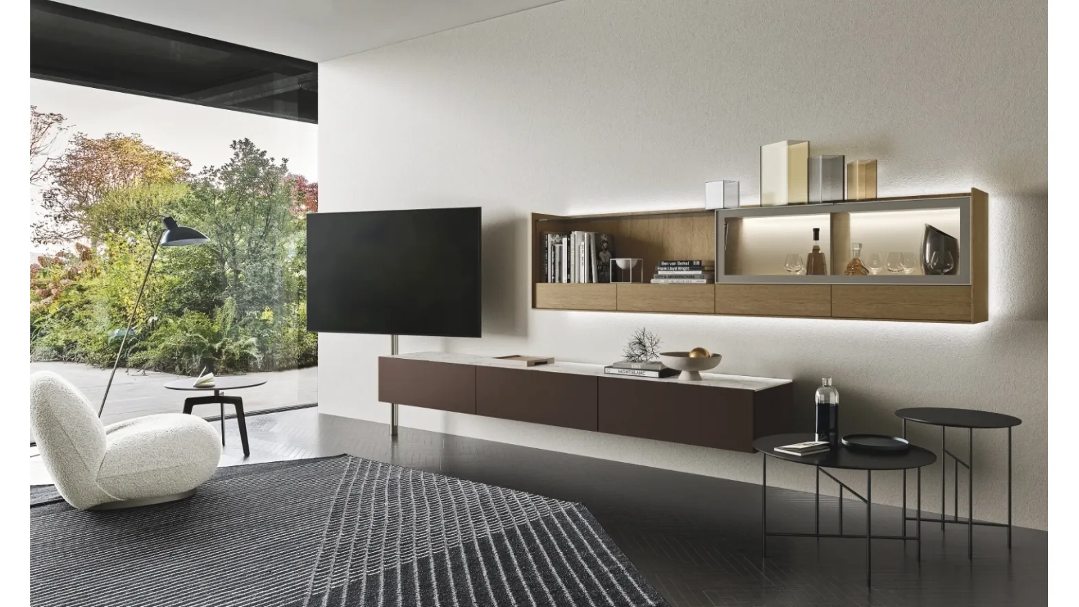 Cabaret Glass 01 wall unit by Sangiacomo