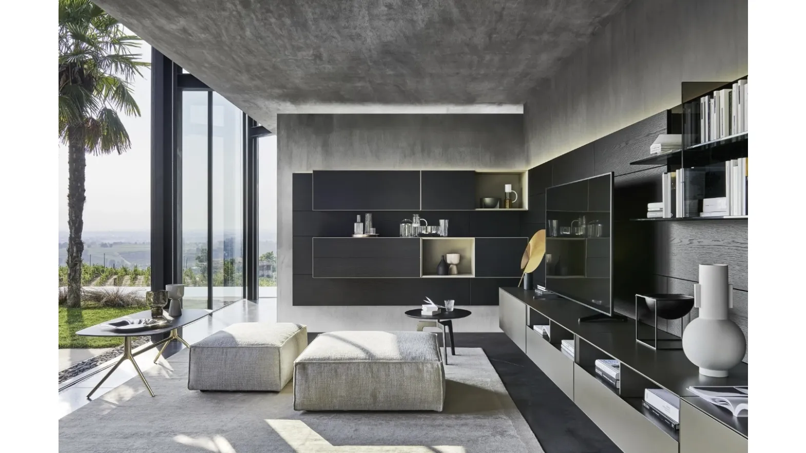 Domino Boiserie 06 Wall Unit by Sangiacomo.