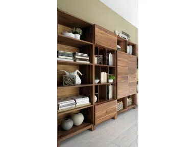 Leonardo modular bookcase in solid wood by Arte Brotto.