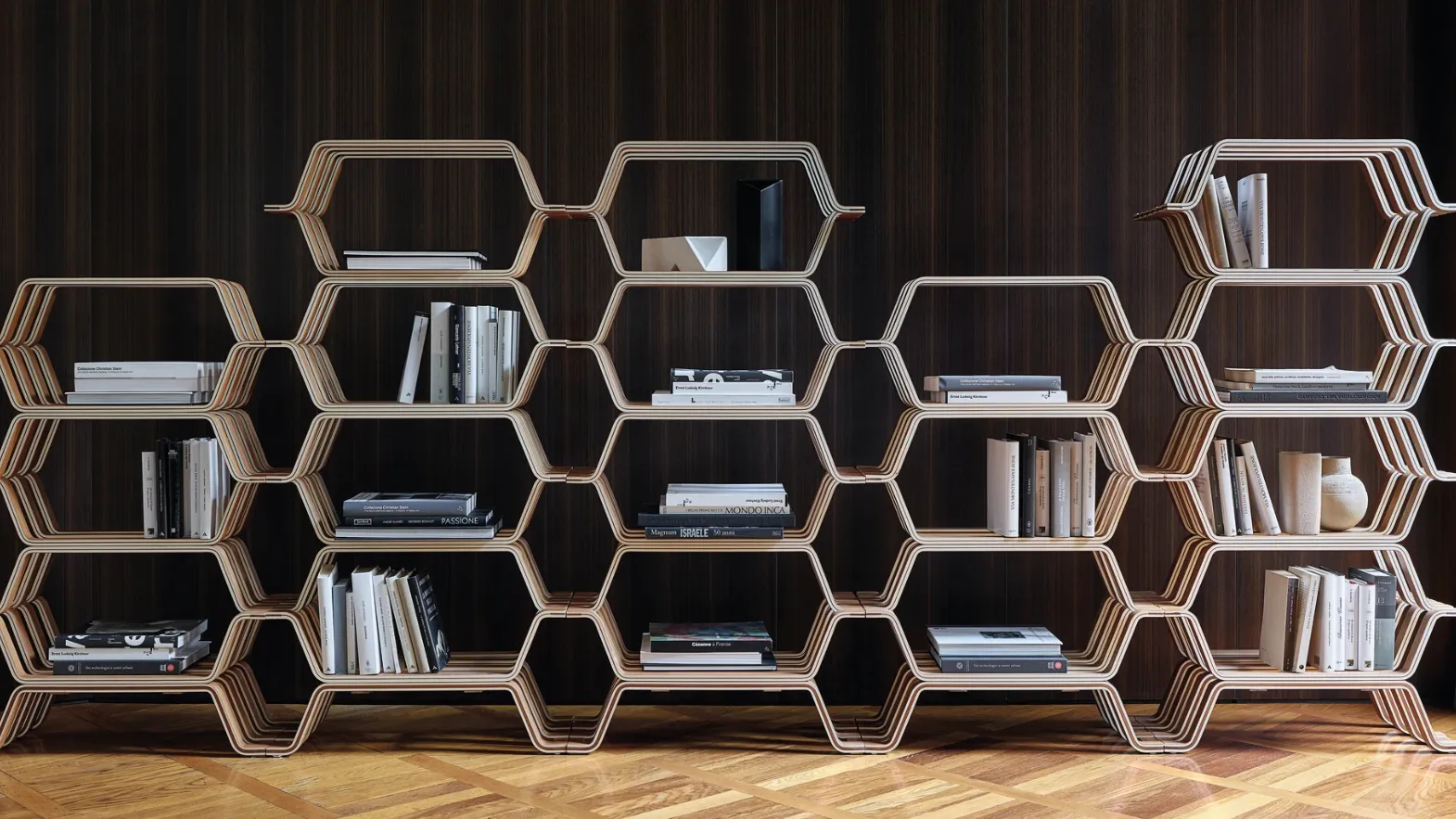 MHC-2 design bookcase by Molteni & C