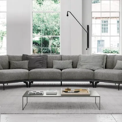 Modern and elegant sofa BalticdiDoimoSalotti