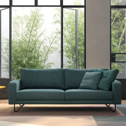 Linear sofa Mister by Doimo Salotti