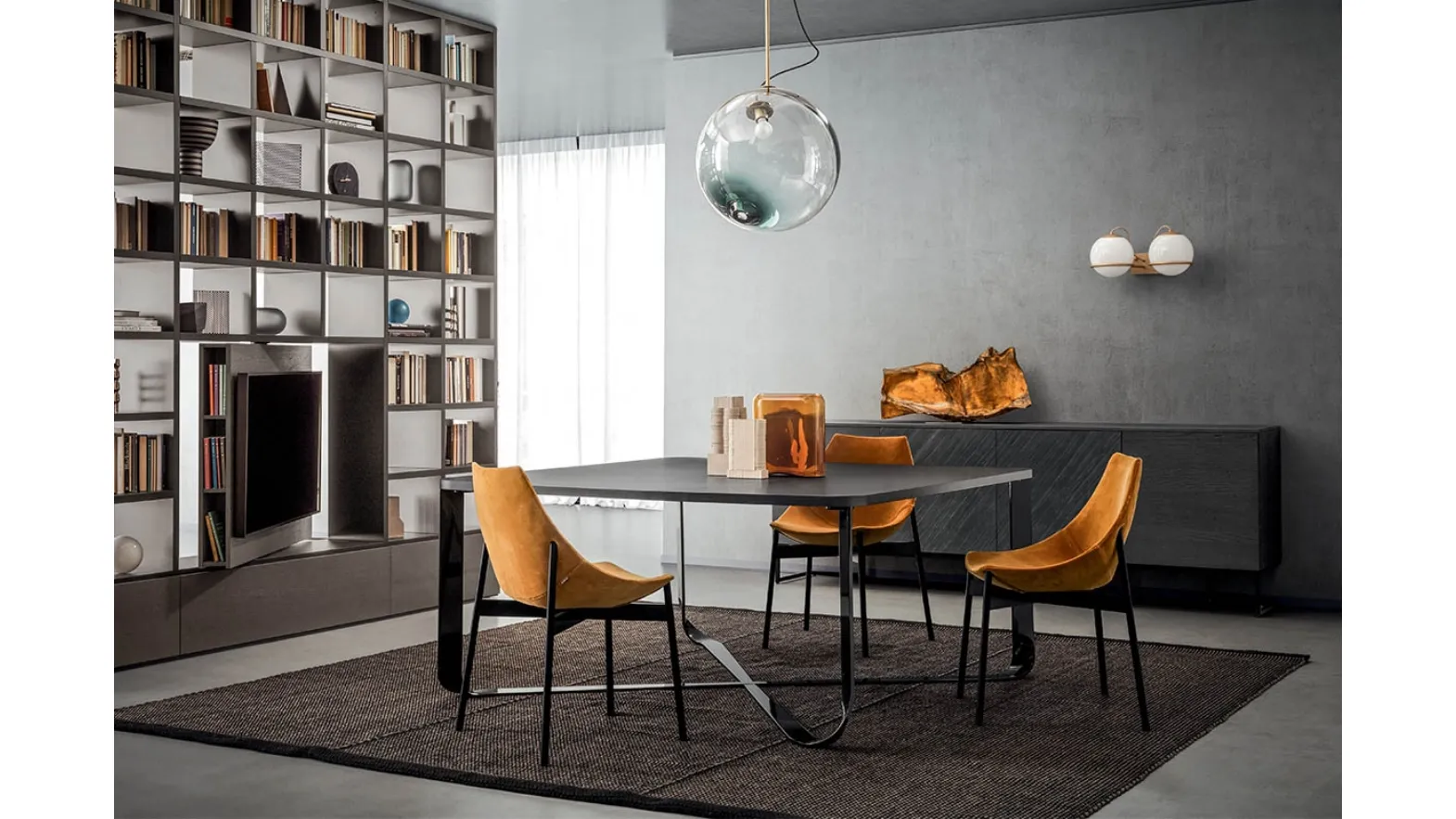 Pianca Gamma upholstered chair with wooden legs