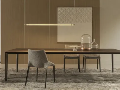 Outline fabric chair by Molteni & C