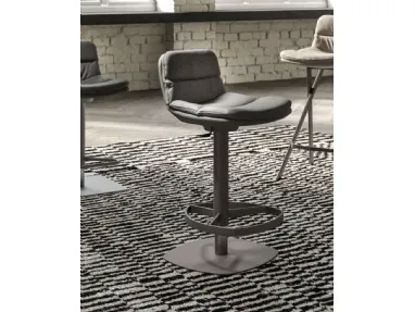 Padded stool Marlon by Ozzio