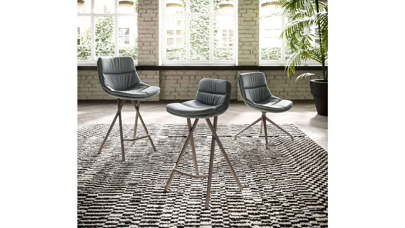 Padded stool Milo by Ozzio