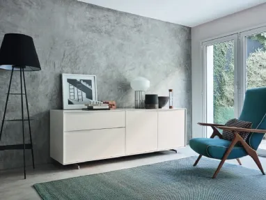 Media cabinet Vela 02 in Magnolia lacquered finish by Sangiac