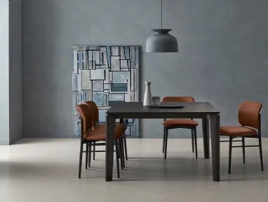 Extendable table Desco in Charcoal Oak by Sangiacomo.