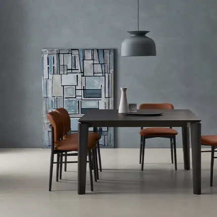 Extendable table Desco in Charcoal Oak by Sangiacomo.