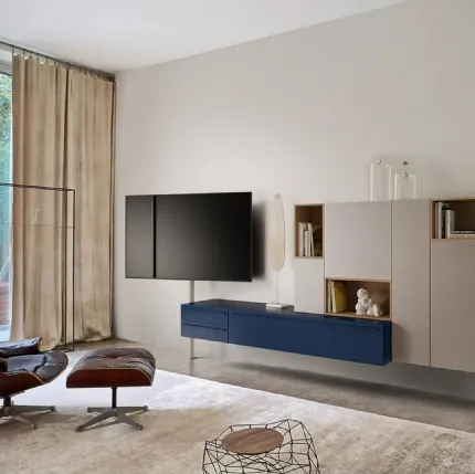 Mobile TV stand in lacquered finish by Sangiacomo
