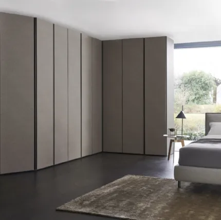 Corner wardrobe Breccia with hinged doors by Sangiacomo.