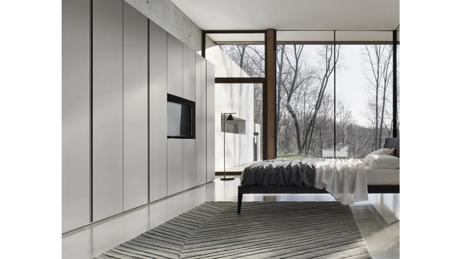 Breccia wardrobe with open compartment by Sangiacomo.