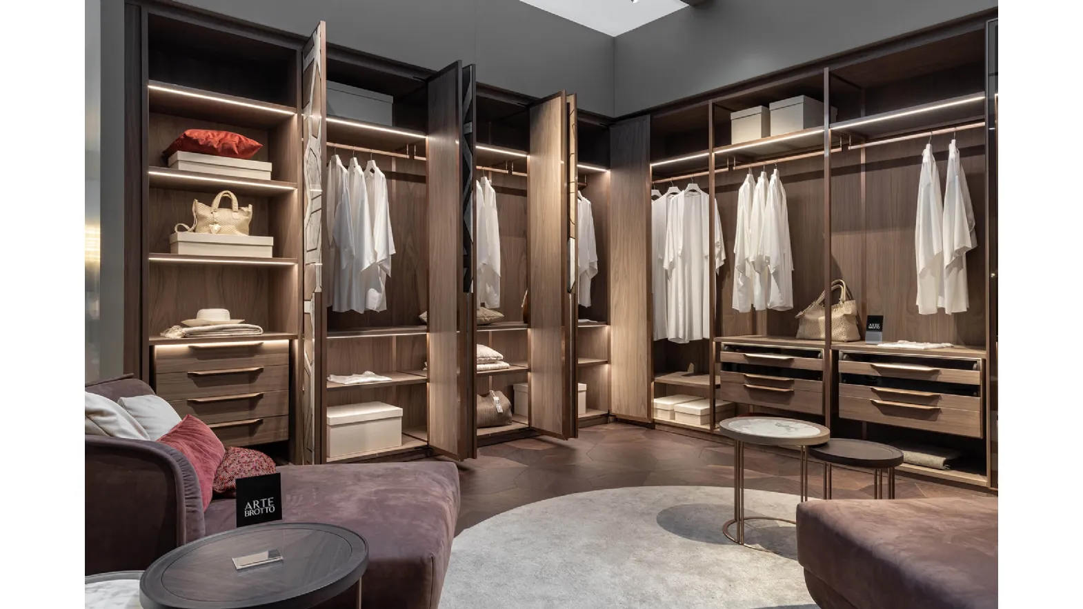Wardrobe Special Project by Arte Brotto