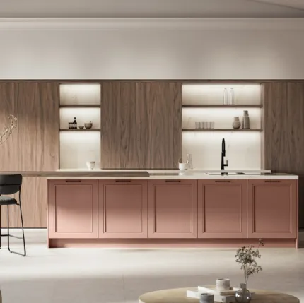 Classic kitchen with Opera 01 island in lacquered and laminated finish by Arredo3.