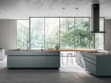 Modern kitchen with double Glass 2|0 01 island by Arredo3