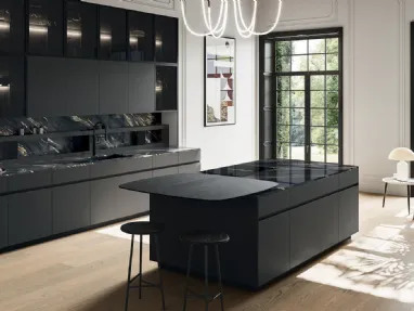 Modern kitchen with Glass 2|0 04 island by Arredo3.