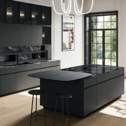 Modern kitchen with Glass 2|0 04 island by Arredo3.